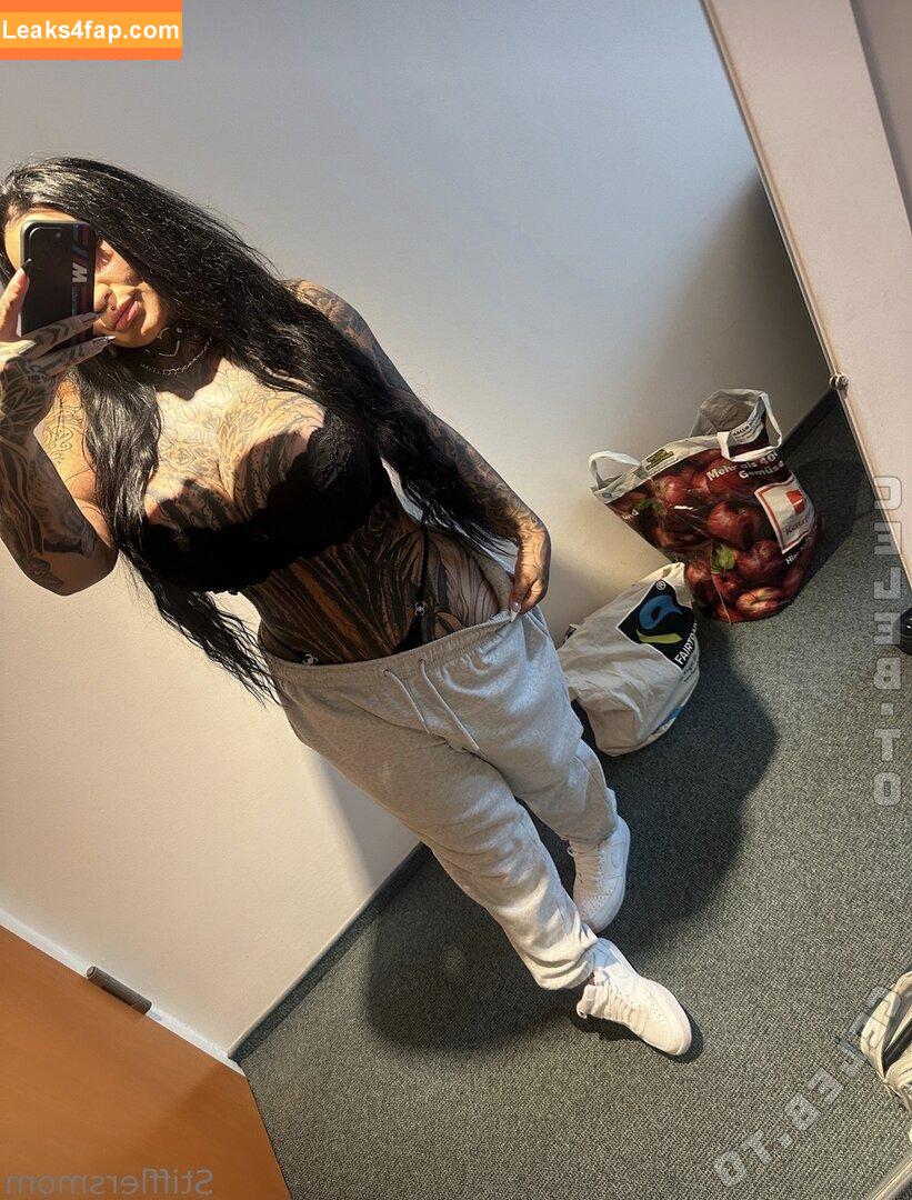 Stifflersmom / officialstifflersmom / stifflersmomofficial слитое фото фото #0198