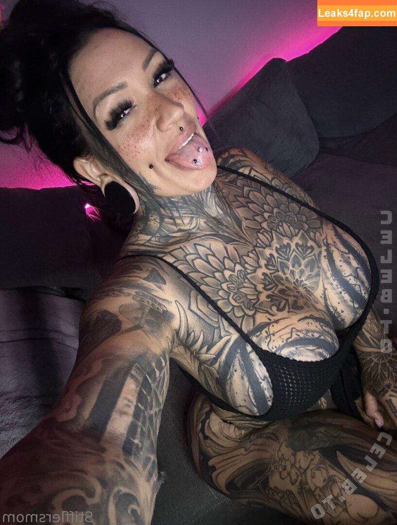 Stifflersmom / officialstifflersmom / stifflersmomofficial слитое фото фото #0200