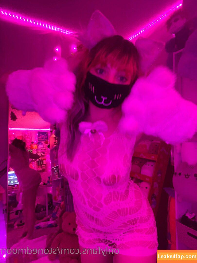 stonedmoon /  leaked photo photo #0002