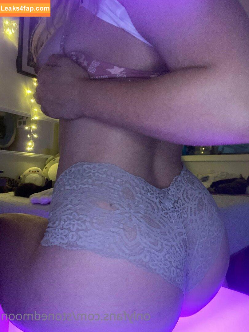 stonedmoon /  leaked photo photo #0029