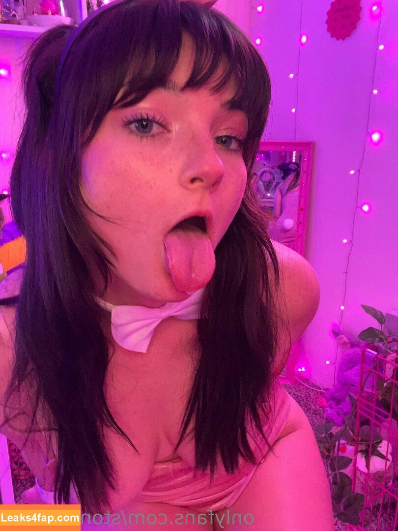 stonedmoon /  leaked photo photo #0097