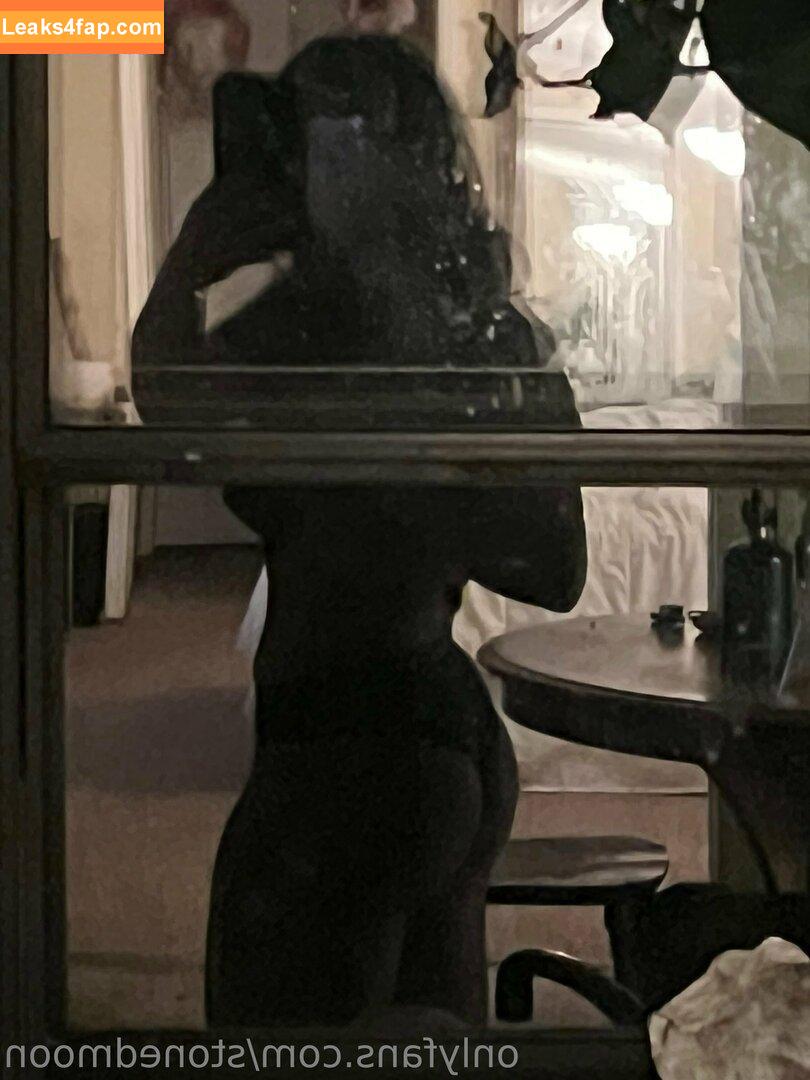 stonedmoon /  leaked photo photo #0163
