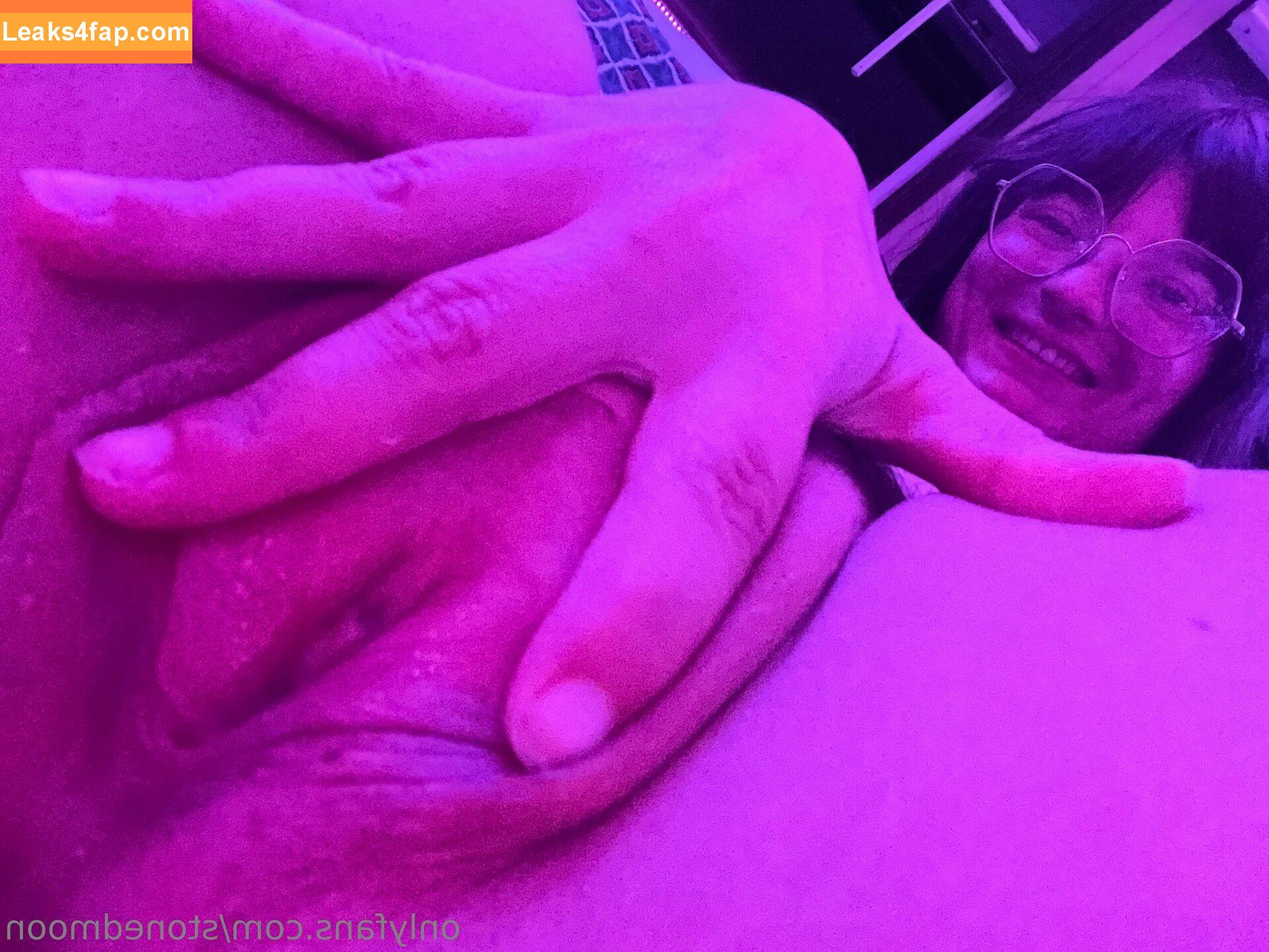 stonedmoon /  leaked photo photo #0208