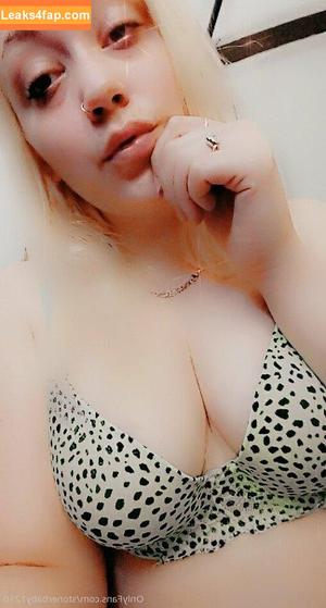 stonergirl1210 фото #0005