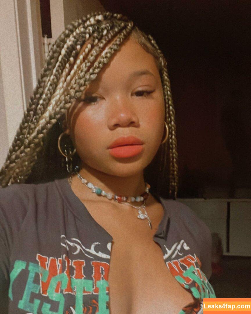 Storm Reid / stormreid leaked photo photo #0007