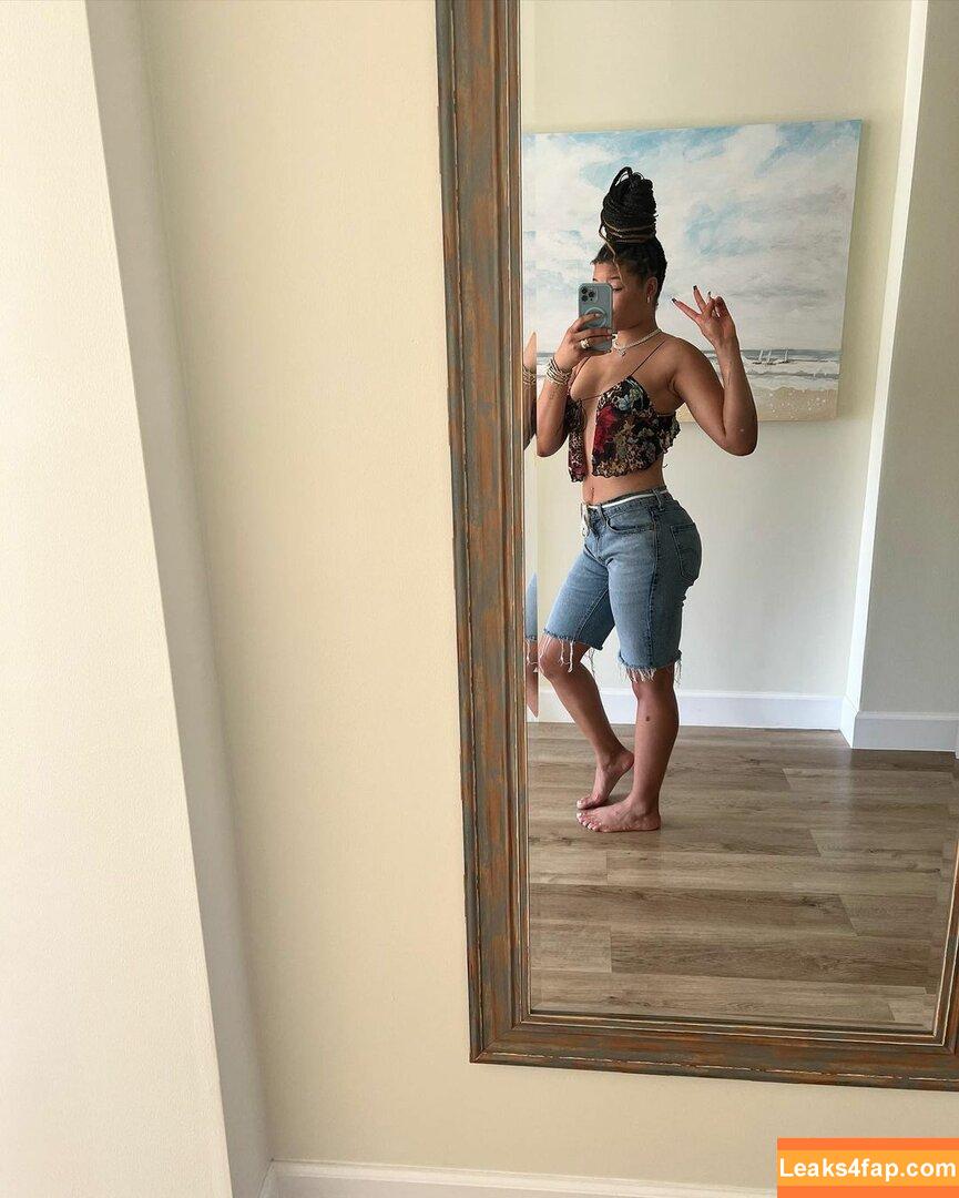 Storm Reid / stormreid leaked photo photo #0025