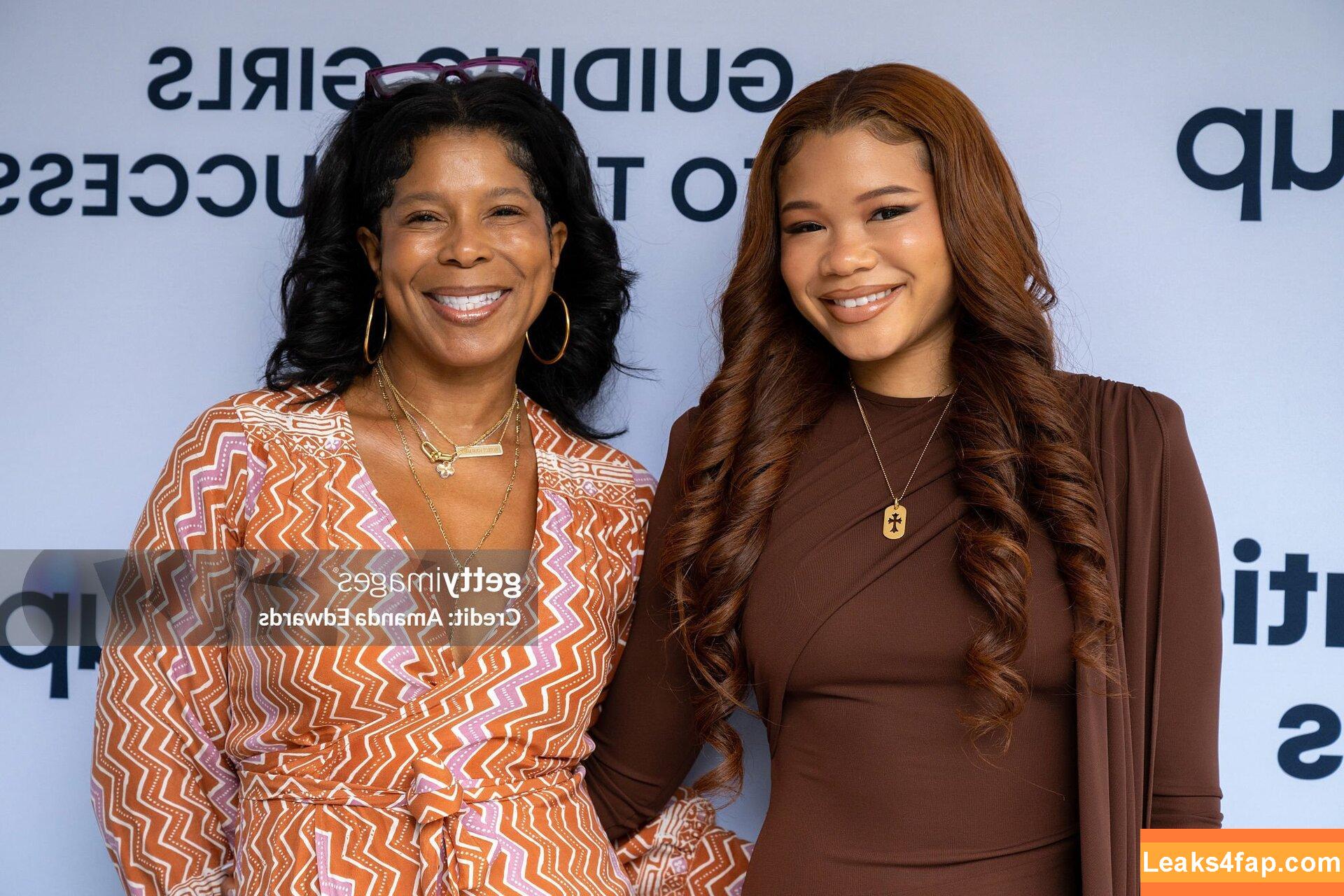 Storm Reid / stormikush / stormreid слитое фото фото #0752