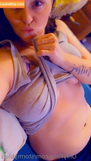 stormybliss photo #0012