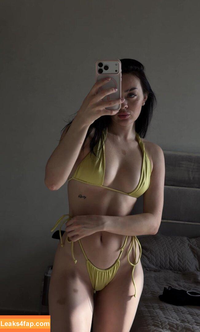 Story_ri / carolinastory / u271019288 leaked photo photo #0060