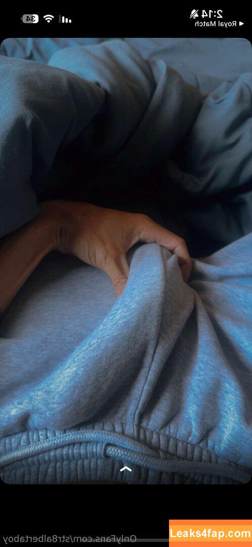 str8albertaboy /  leaked photo photo #0003