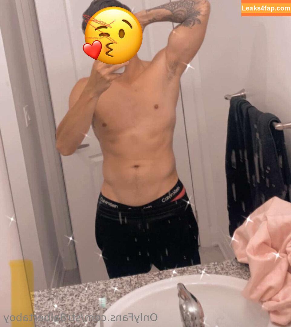 str8albertaboy /  leaked photo photo #0007