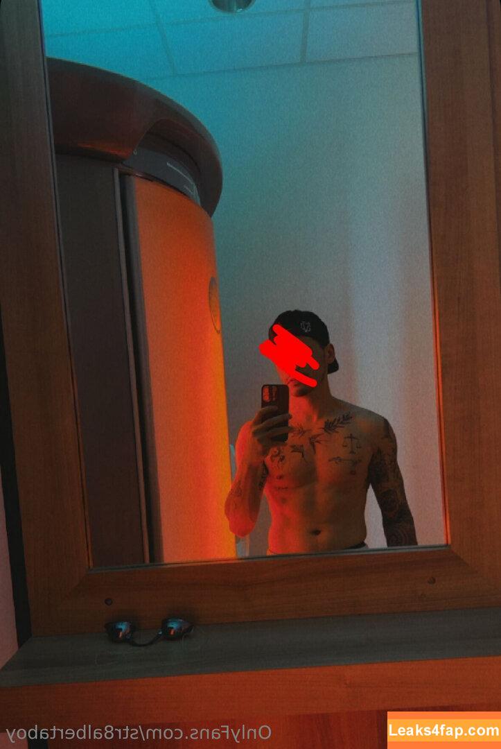 str8albertaboy /  leaked photo photo #0008