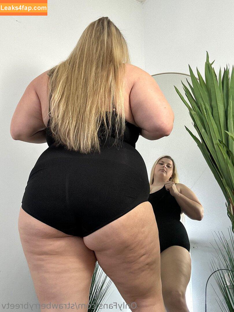 strawberrybreetv / strawberrisweetv leaked photo photo #0001