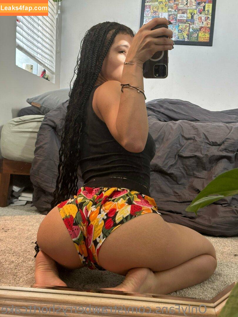 strawberryshorttcake / JulesBerry / strawberryshortcake / urfavoritejname leaked photo photo #0156
