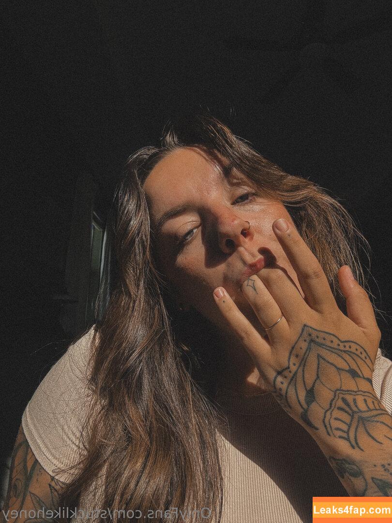 stucklikehoney / stickylikehoneyy leaked photo photo #0010