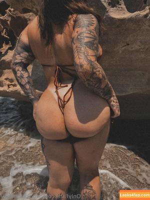 stucklikehoney photo #0001