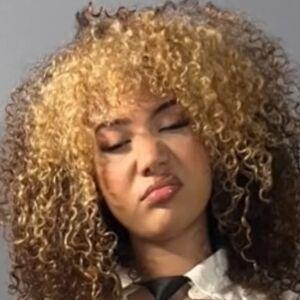 Stunna Sandy photo #0007