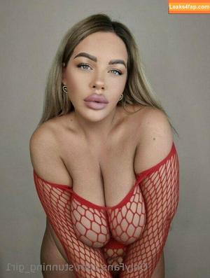 stunning_gir1 photo #0039