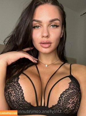 stunning_gir1 photo #0083