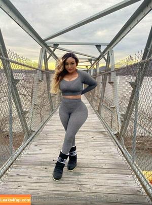 stunning_gir1 photo #0188