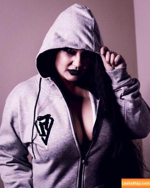 Su Yung photo #0002