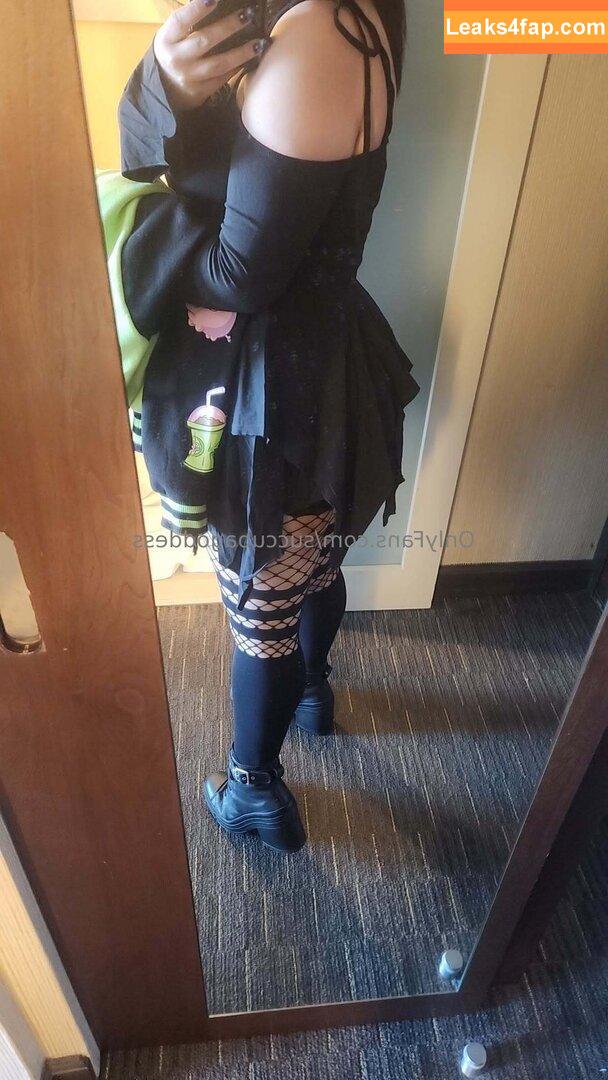 succubagoddess / m1lkiilvst leaked photo photo #0021