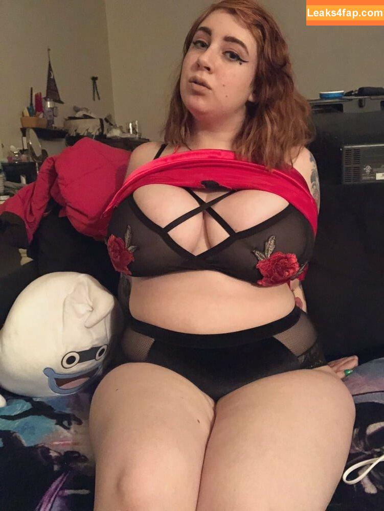 succubusty666 / itsaprilmarie leaked photo photo #0038