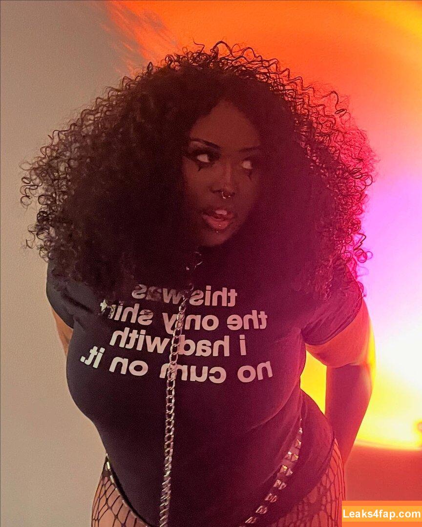 succubuzdemon / haisuccubus / hissuccubuss leaked photo photo #0017