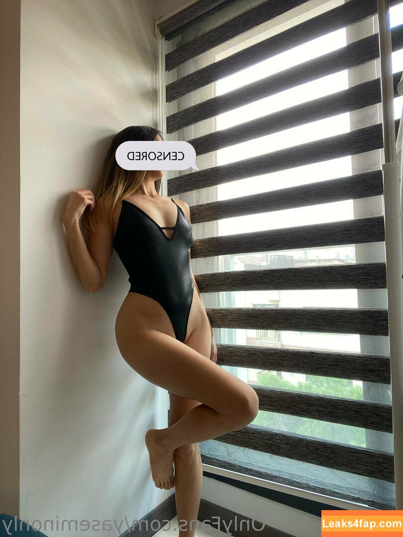 suderoselia / sophia_recrosio leaked photo photo #0025