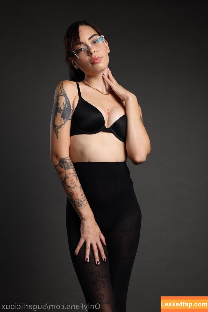 sugarlicioux /  leaked photo photo #0006
