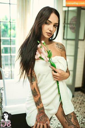suicidegirls photo #0438
