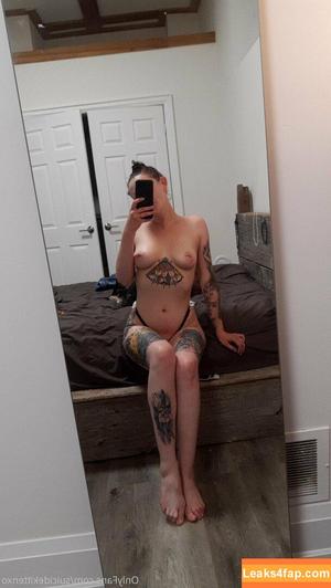 suicidekittenxo photo #0010