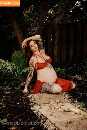 suicidekittenxxx photo #0027