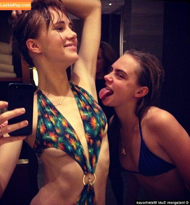 Suki Waterhouse / sukiwaterhouse слитое фото фото #0104