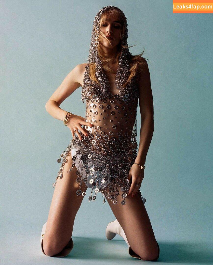 Suki Waterhouse / sukiwaterhouse слитое фото фото #0137