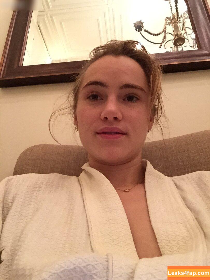 Suki Waterhouse / sukiwaterhouse слитое фото фото #0180