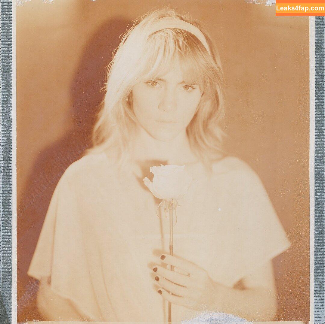 Suki Waterhouse / sukiwaterhouse leaked photo photo #0482