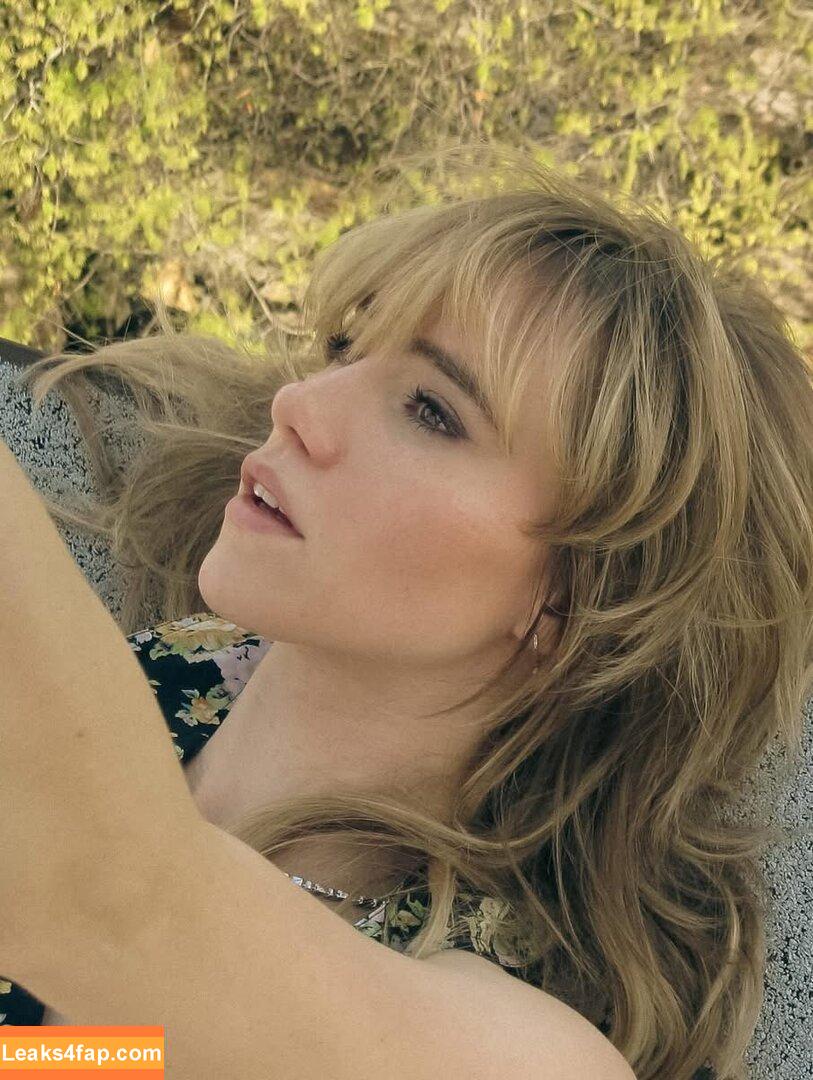 Suki Waterhouse / sukiwaterhouse leaked photo photo #0572