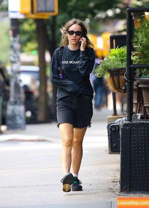 Suki Waterhouse фото #0068