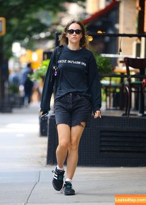 Suki Waterhouse фото #0075