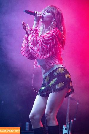 Suki Waterhouse фото #0131