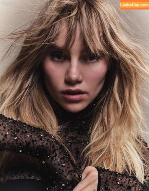 Suki Waterhouse фото #0246