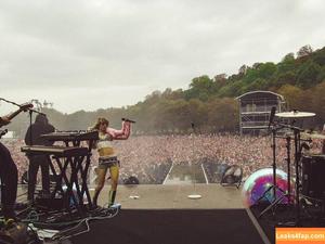 Suki Waterhouse photo #0586