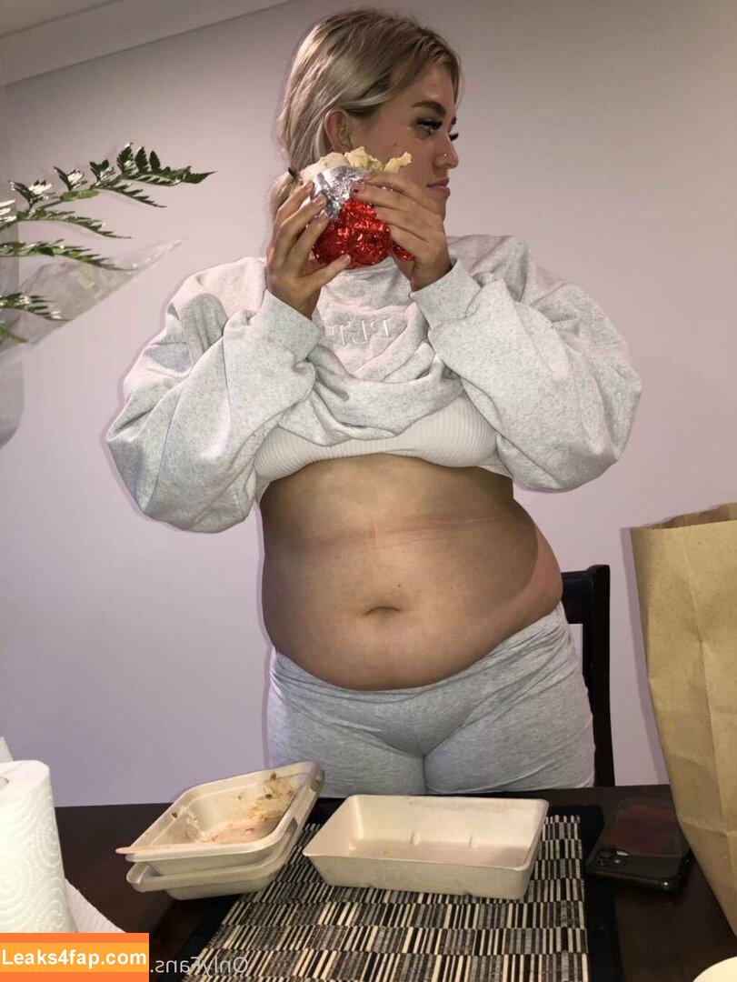 sumbelly /  leaked photo photo #0187