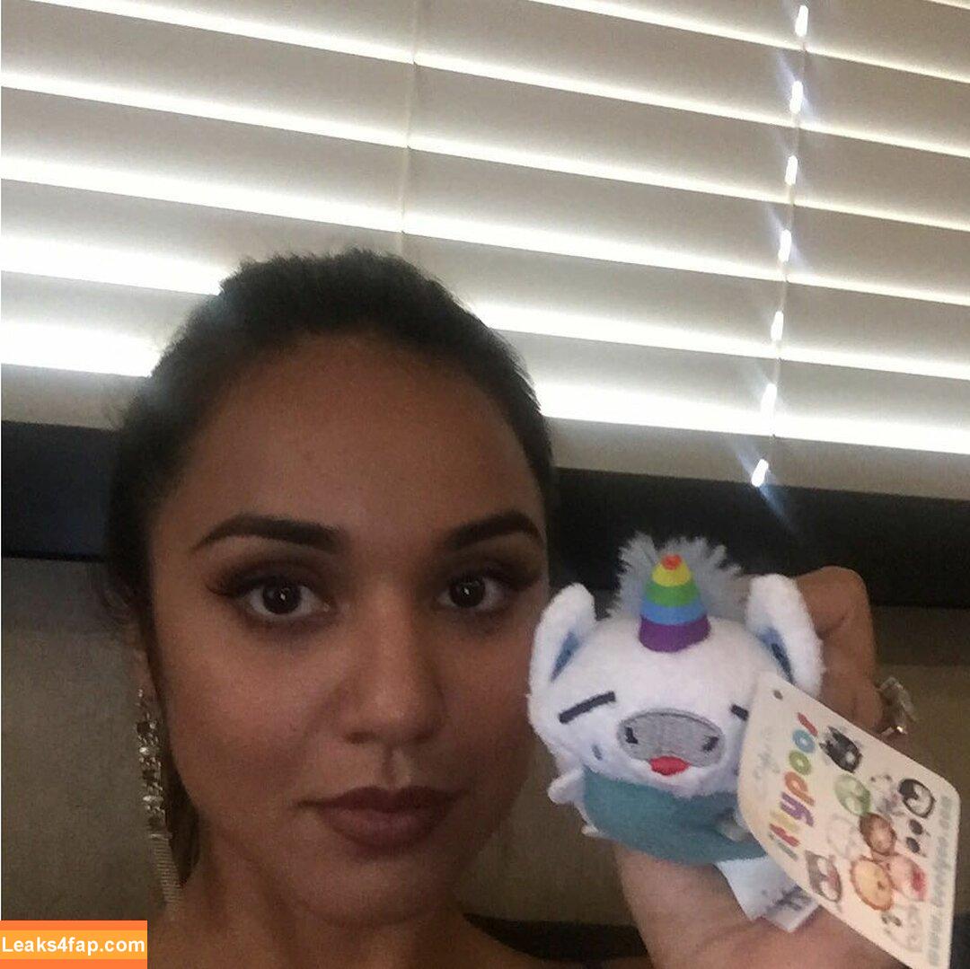 Summer Bishil / SummerBishil1 / summerybishil leaked photo photo #0035