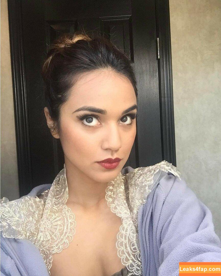 Summer Bishil / SummerBishil1 / summerybishil leaked photo photo #0073