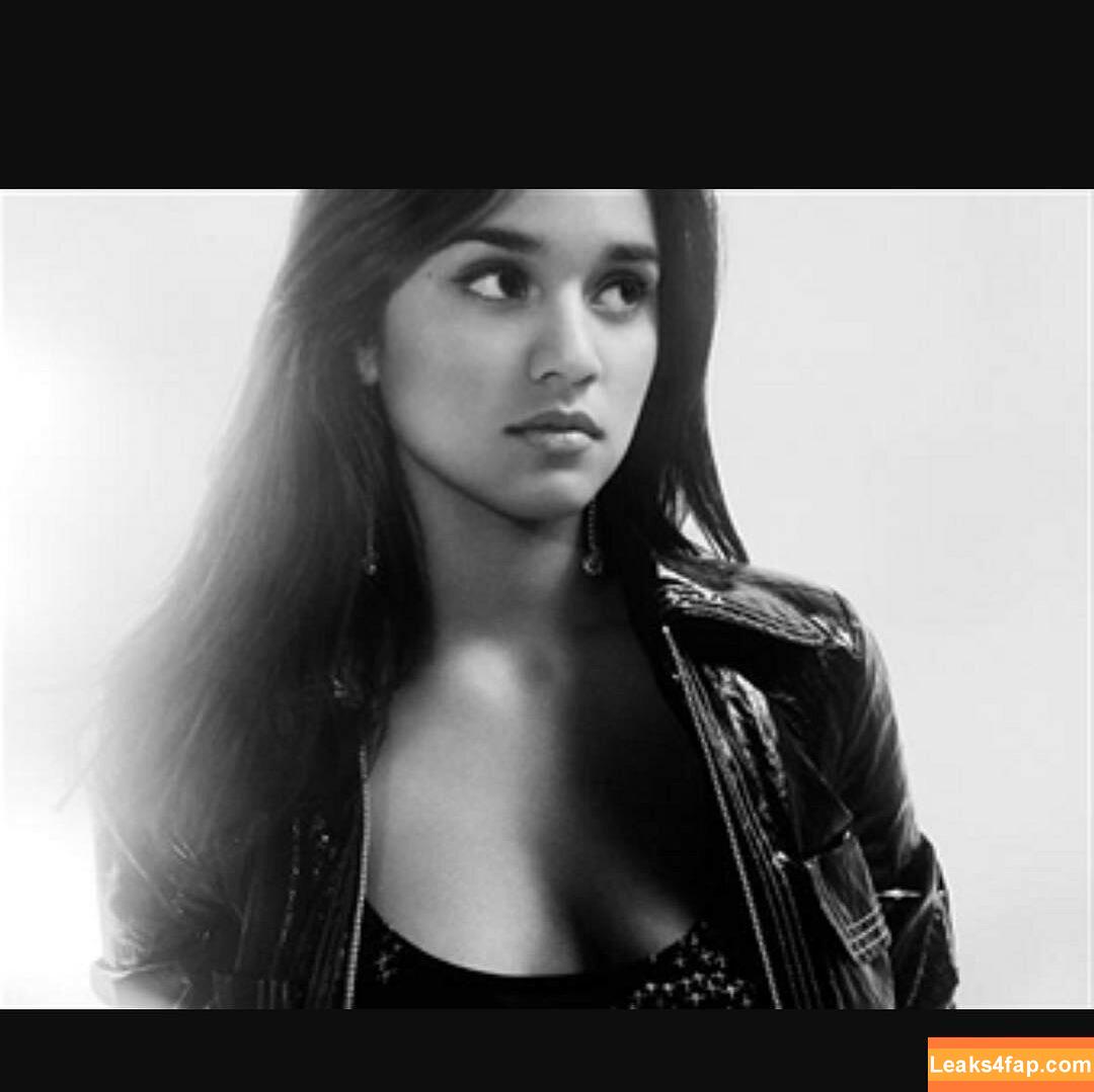 Summer Bishil / SummerBishil1 / summerybishil leaked photo photo #0075