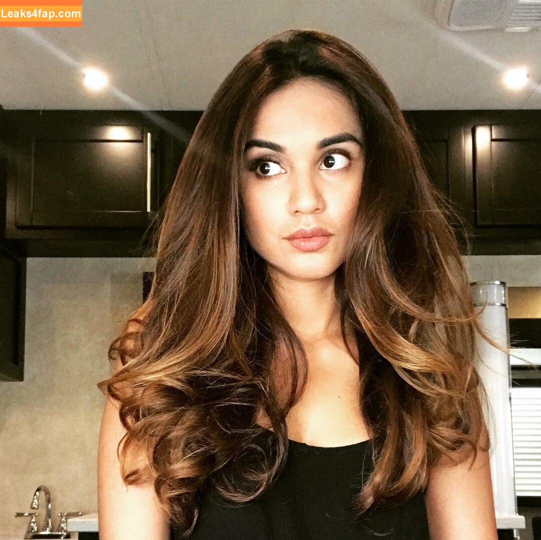 Summer Bishil / SummerBishil1 / summerybishil leaked photo photo #0086