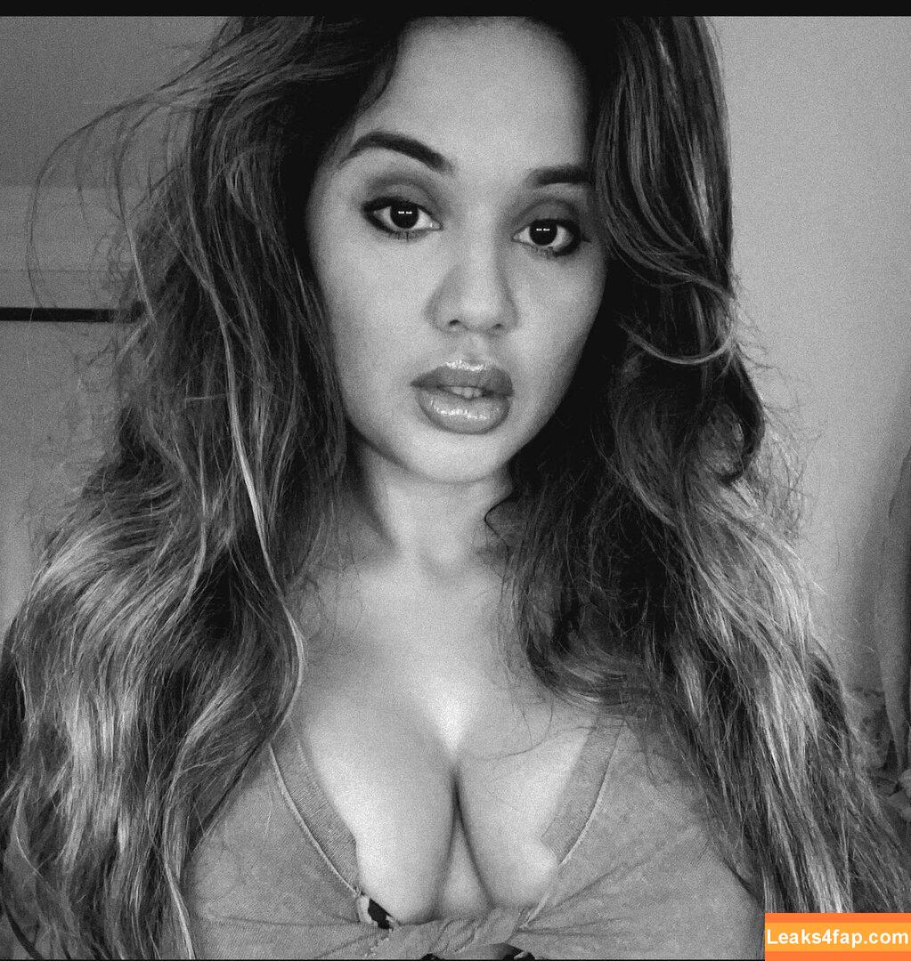 Summer Bishil / SummerBishil1 / summerybishil leaked photo photo #0183