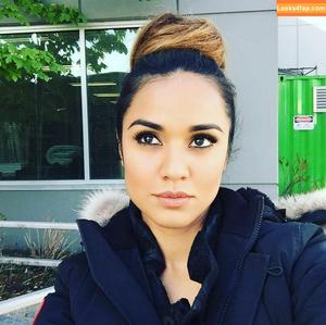 Summer Bishil photo #0052